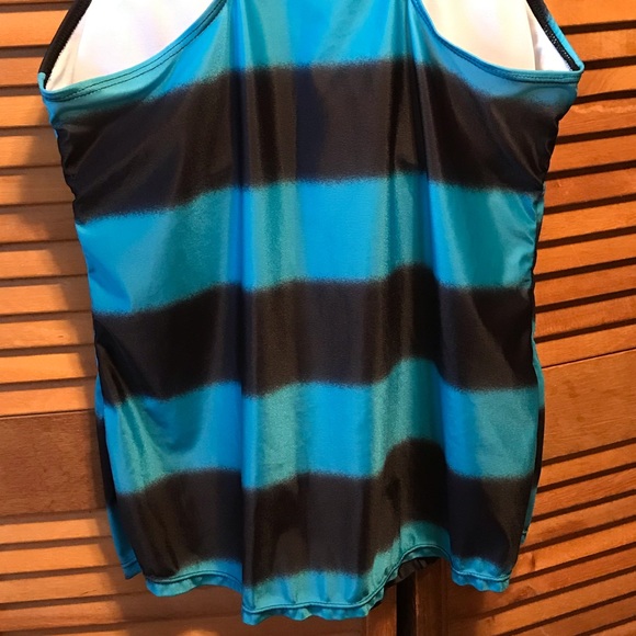Black & Blue Racerback Tankini - Picture 12 of 12